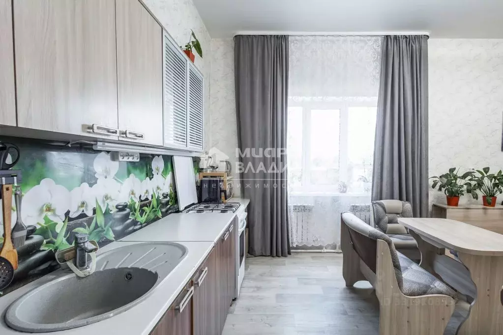 Дом в Омская область, Омск СОСН Птицевод-2 тер.,  (150 м) - Фото 1