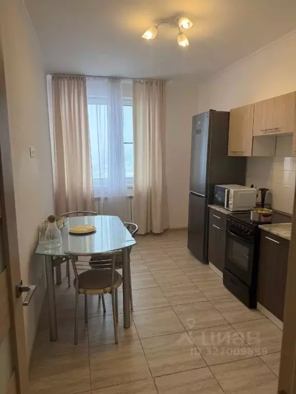 3-к кв. Москва ул. Молодцова, 33К1 (70.0 м) - Фото 1