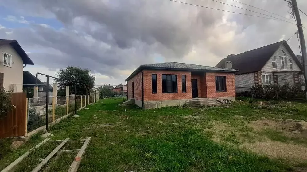 Дом в Краснодарский край, Крымск Лебединая ул. (109 м) - Фото 1