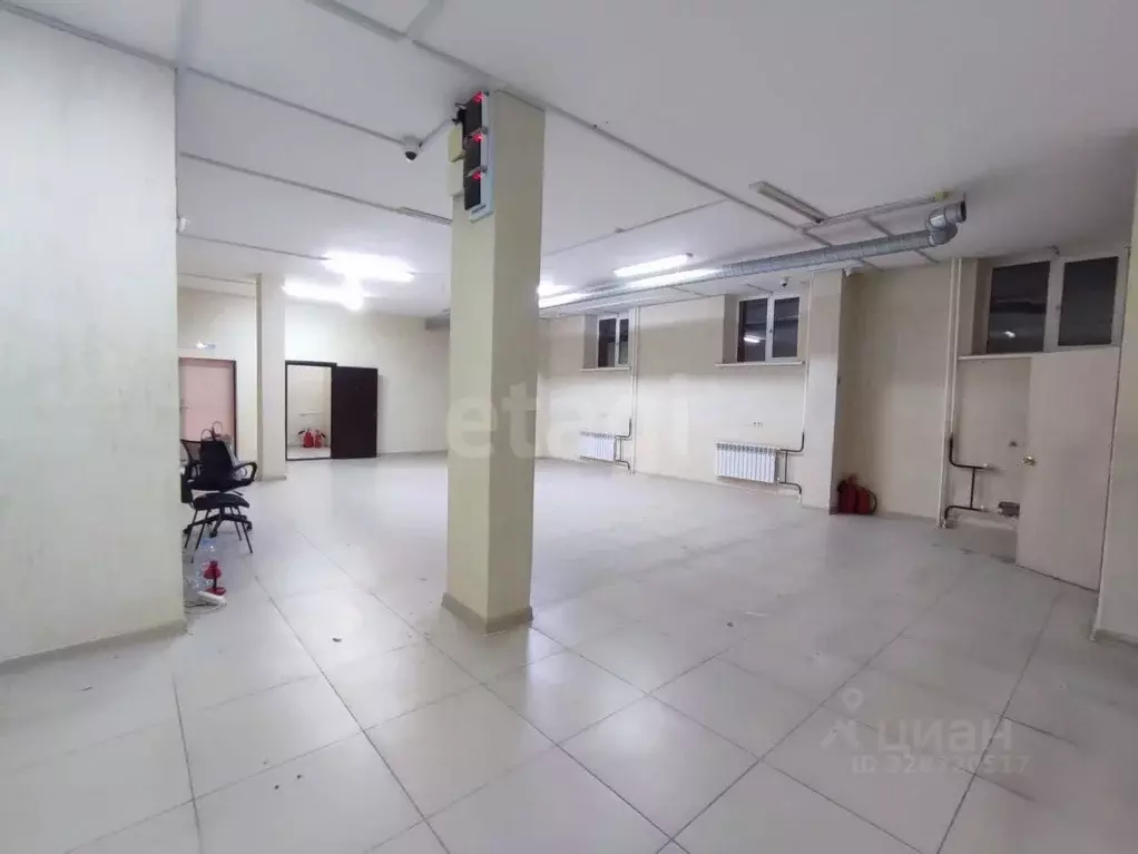 Помещение свободного назначения в Тюменская область, Тюмень ул. ... - Фото 1