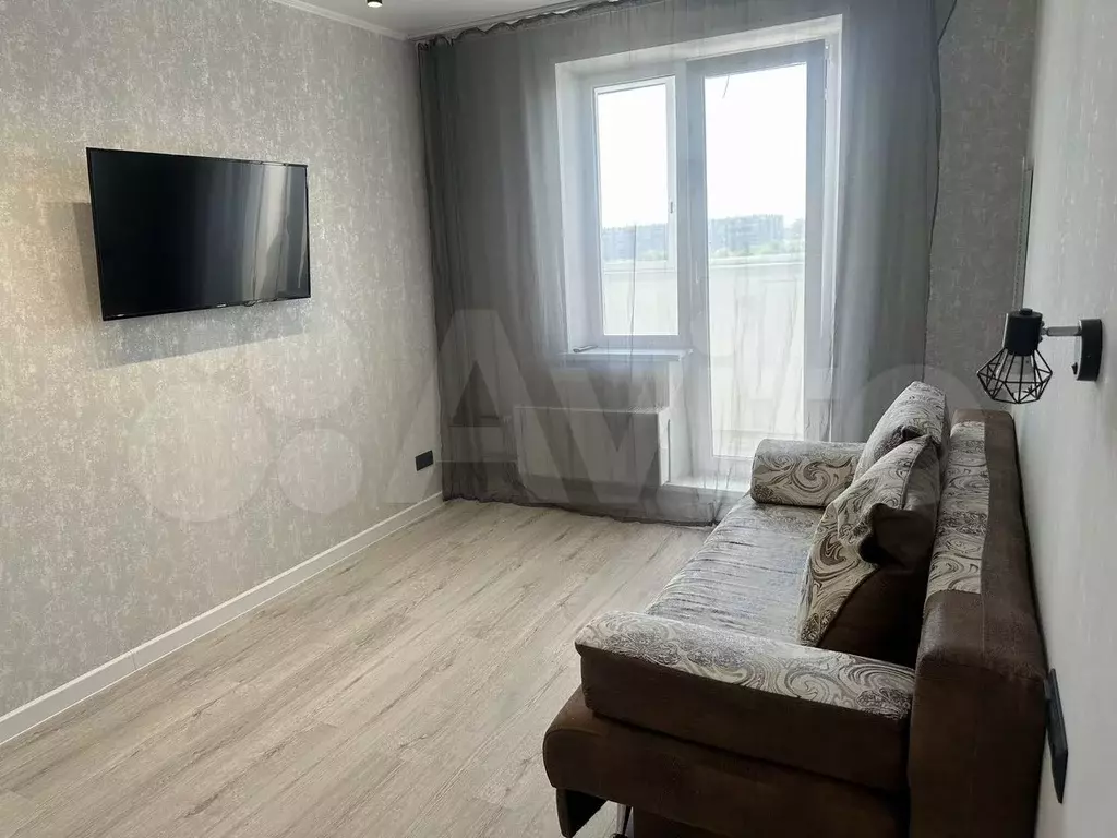 1-к. квартира, 32 м, 9/10 эт. - Фото 0