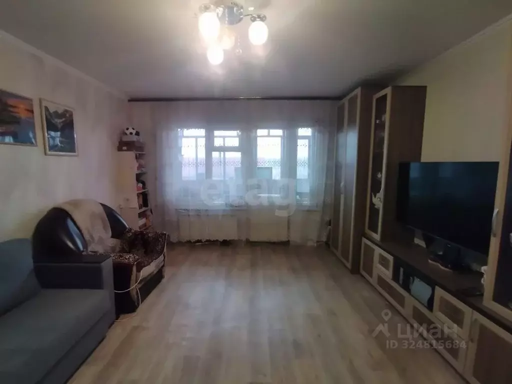 3-к кв. Татарстан, Высокогорский район, с. Чепчуги Советская ул., 14 ... - Фото 1