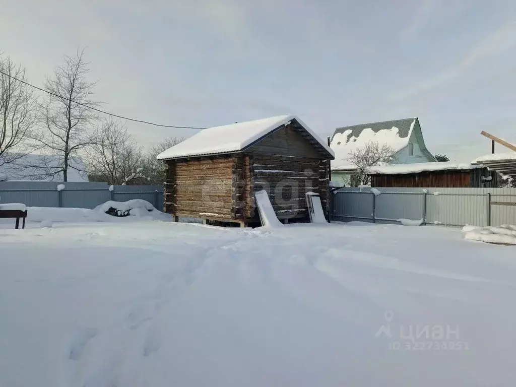 Дом в Ленинградская область, Киришский район, Пчевское с/пос, д. Пчева ... - Фото 0