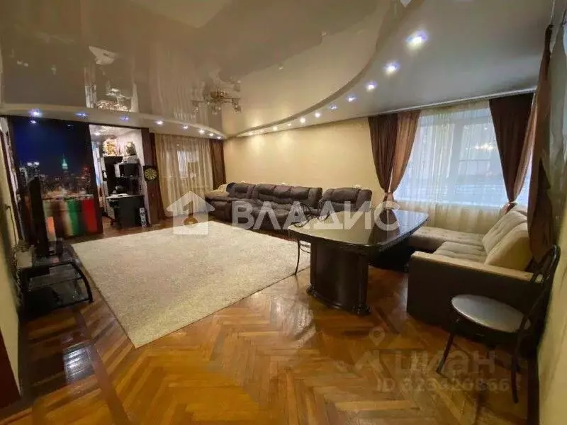 3-к кв. Белгородская область, Старый Оскол Космос мкр, 2 (110.0 м) - Фото 1