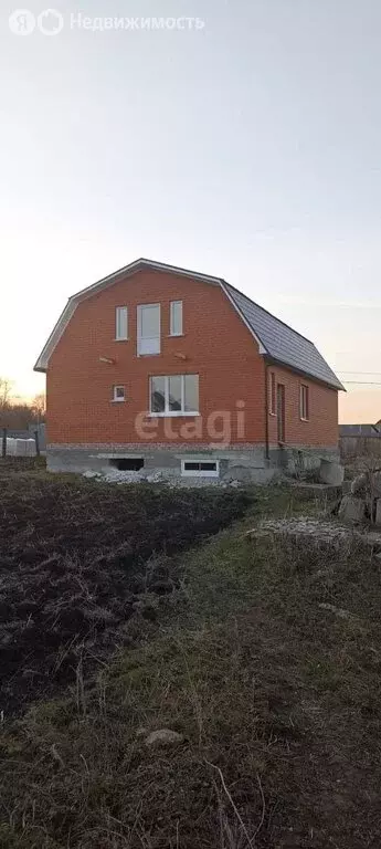 Дом в село Теньковка, Молодёжная улица (190 м) - Фото 1