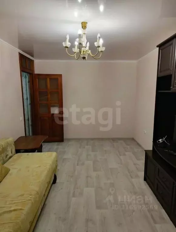 2-к кв. Ростовская область, Таганрог Вишневая ул., 15 (47.0 м) - Фото 0