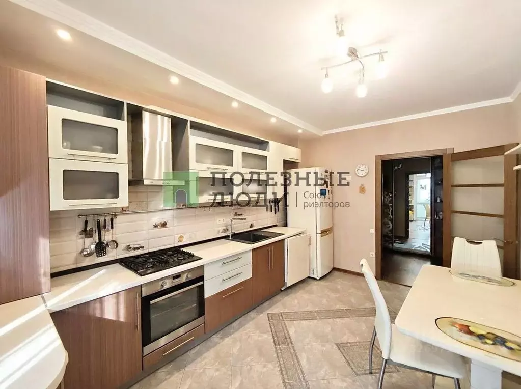 2-к кв. Севастополь просп. Античный, 20б (75.0 м) - Фото 1