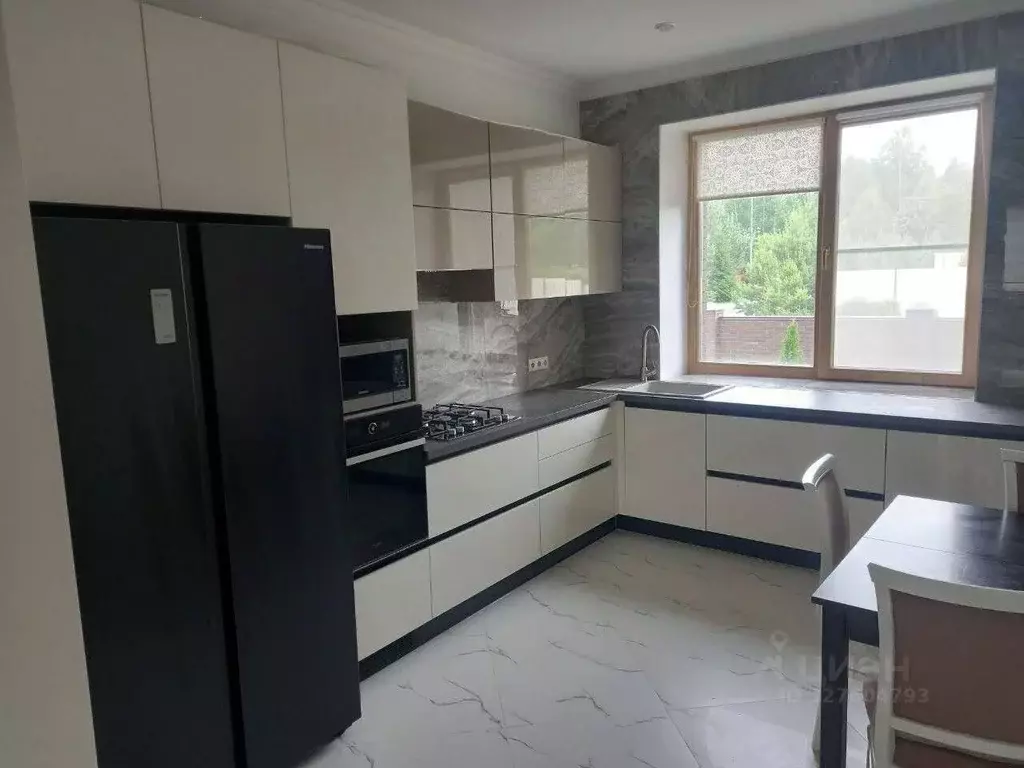 Дом в Татарстан, Казань ул. Домрачевых, 1 (340 м) - Фото 1