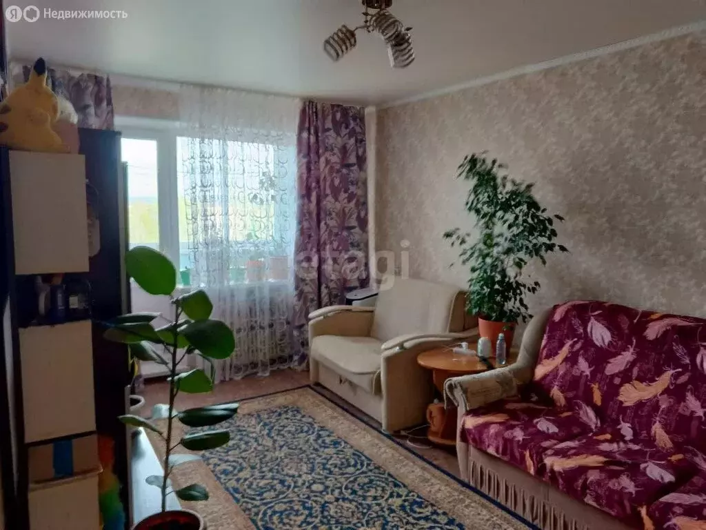 2-комнатная квартира: Губкин, улица Космонавтов, 7 (51.2 м) - Фото 0