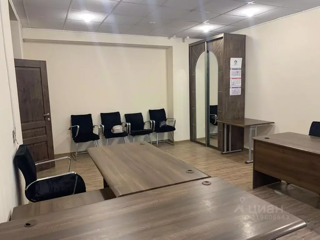 Офис в Красноярский край, Красноярск ул. Урицкого, 129/8 (29 м) - Фото 1