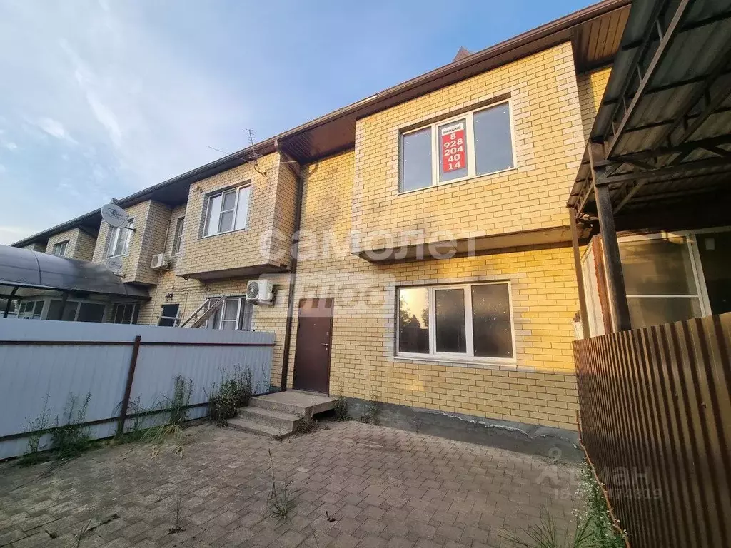 Дом в Краснодарский край, Краснодар пос. Российский, ул. Благородная, ... - Фото 1