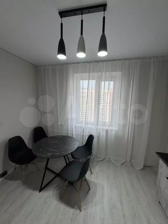 1-к. квартира, 38,5 м, 14/17 эт. - Фото 0