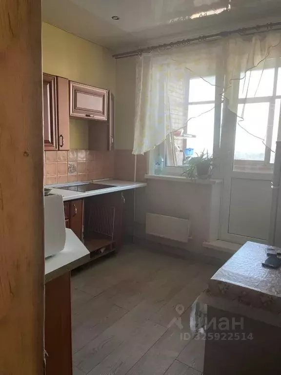 Комната Москва, Москва, Московский г. 1-й мкр, 18 (12.0 м) - Фото 2