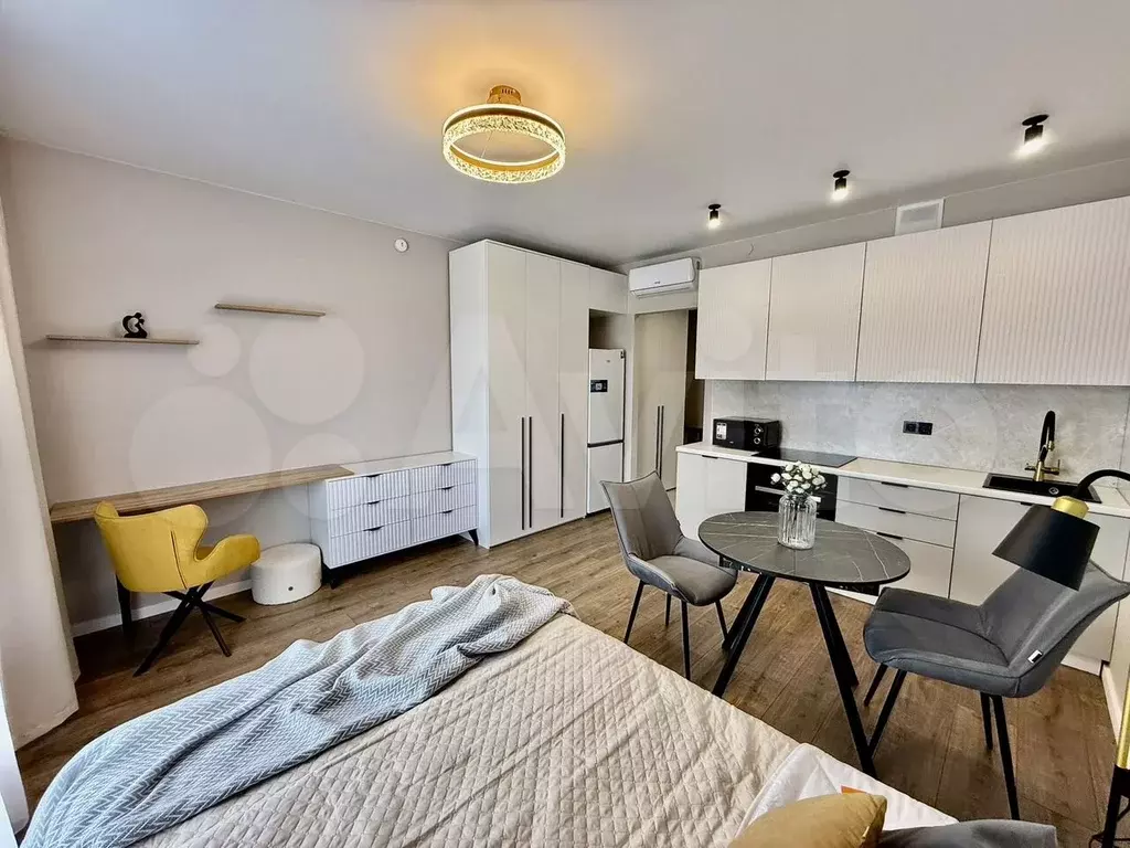 Квартира-студия, 24,5 м, 25/32 эт. - Фото 1
