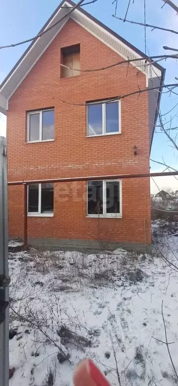 Дом в Ростовская область, Шахты Атюхтинский пер. (110 м) - Фото 1