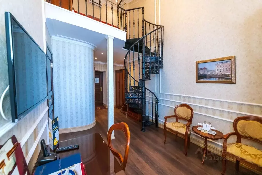Комната Санкт-Петербург Миллионная ул., 10 (18.0 м) - Фото 1