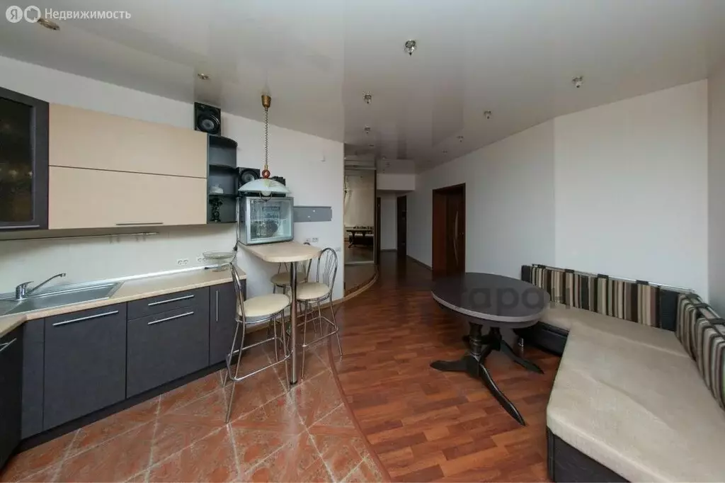 3-комнатная квартира: Челябинск, Загородная улица, 18 (77.6 м) - Фото 2