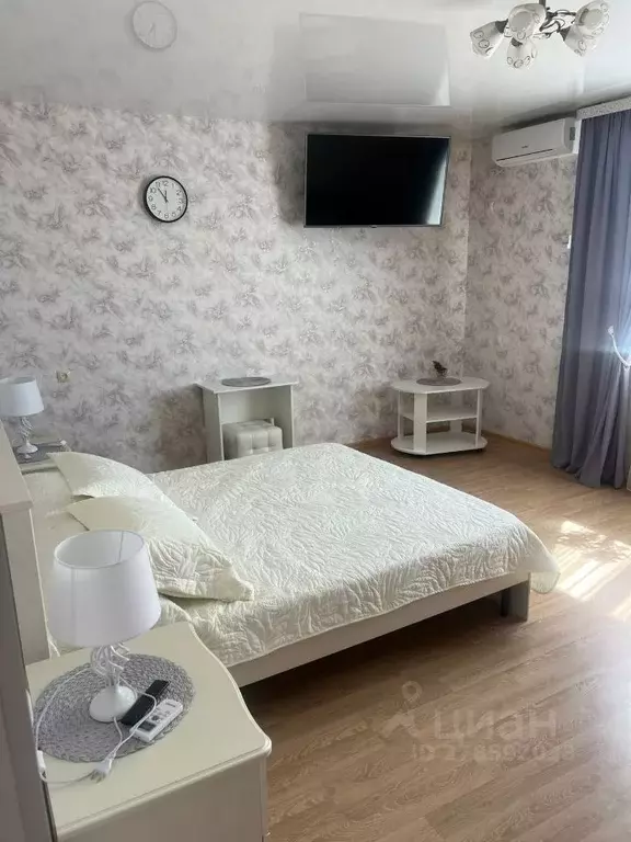 Дом в Крым, Саки ул. Терешковой, 7 (200 м) - Фото 1