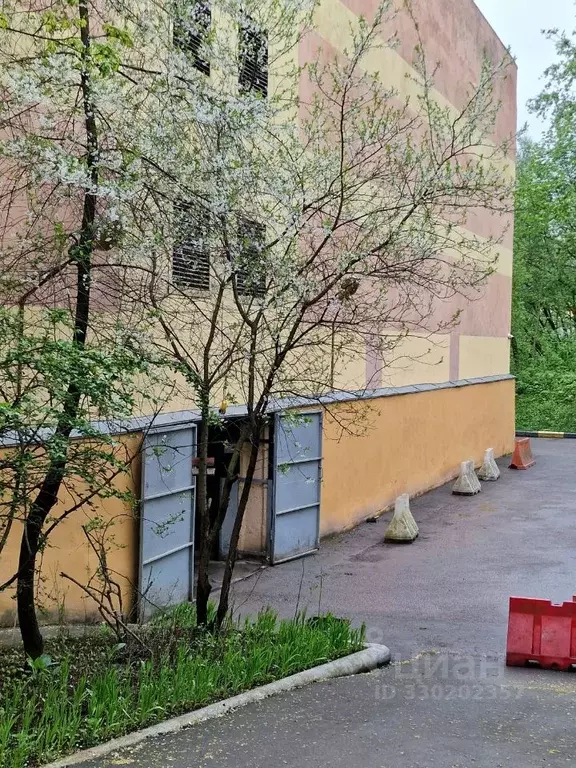 Гараж в Москва Краснобогатырская ул., 14 (21 м) - Фото 1