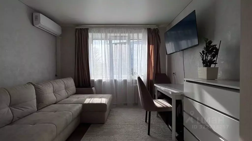 Студия Саратовская область, Энгельс ул. Космонавтов, 14 (17.7 м) - Фото 1