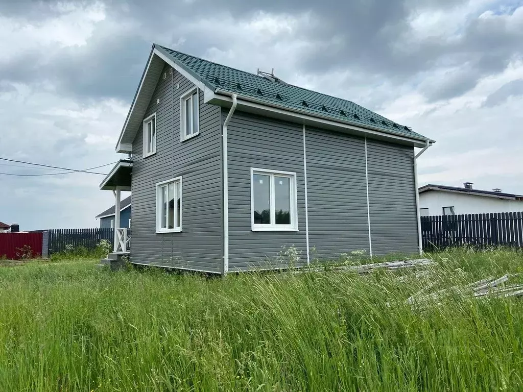Дом в Ленинградская область, Гатчинский район, д. Бугры ул. ... - Фото 0