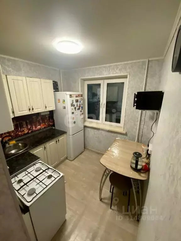 1-к кв. Башкортостан, Уфа Интернациональная ул., 179/3 (31.0 м) - Фото 0