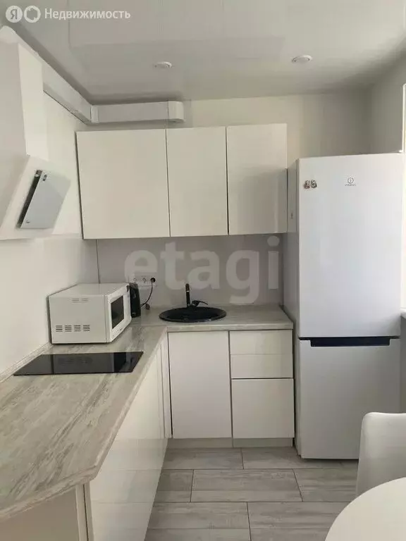 2-комнатная квартира: Иркутск, улица Лопатина, 18 (45 м) - Фото 2