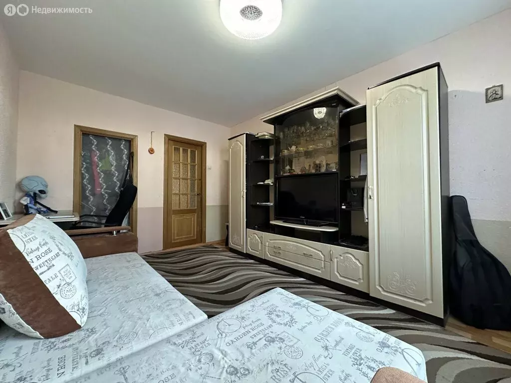 4-комнатная квартира: Колпино, Оборонная улица, 2 (89.2 м) - Фото 2