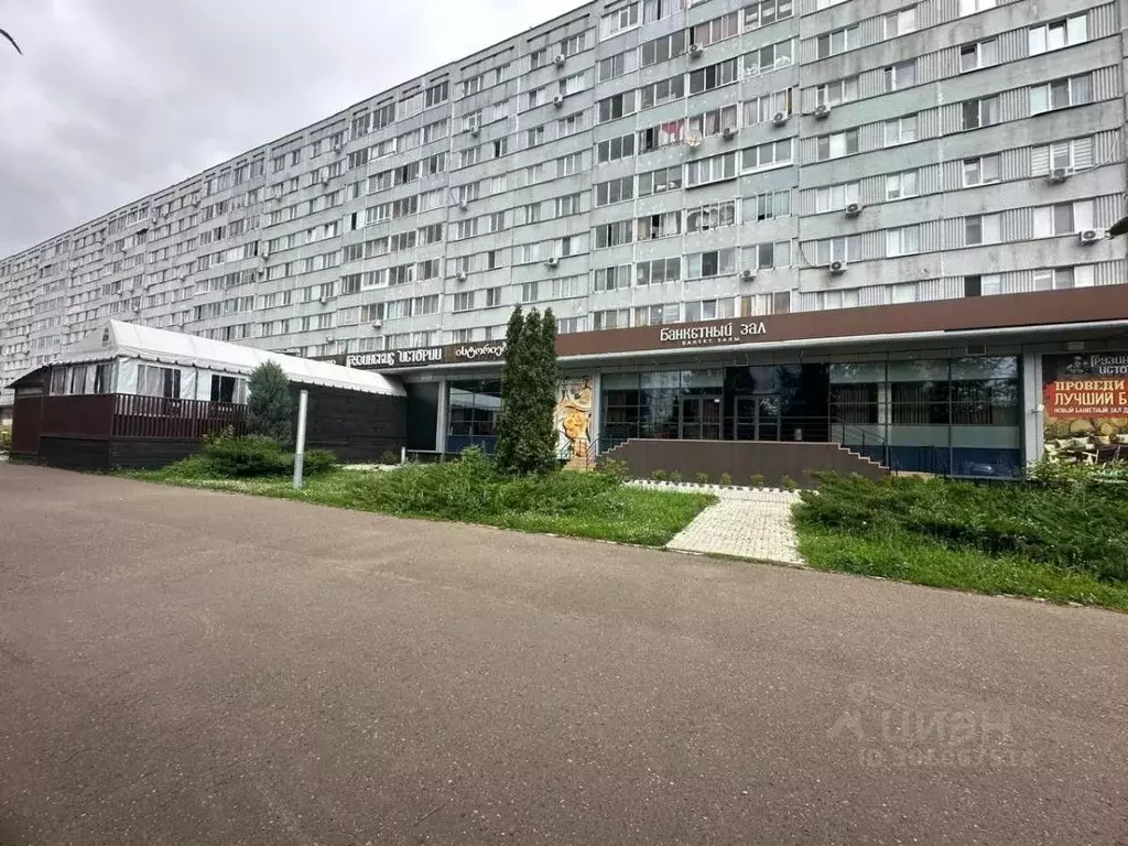 Помещение свободного назначения в Татарстан, Набережные Челны просп. ... - Фото 0