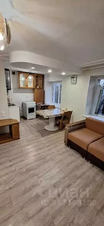 2-к кв. Приморский край, Владивосток ул. Овчинникова, 8 (41.0 м) - Фото 1