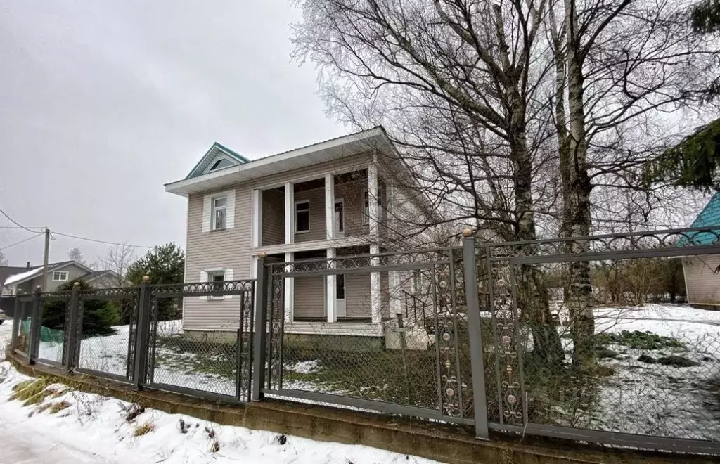 Дом в Ленинградская область, Ломоносовский район, Лебяженское ... - Фото 1