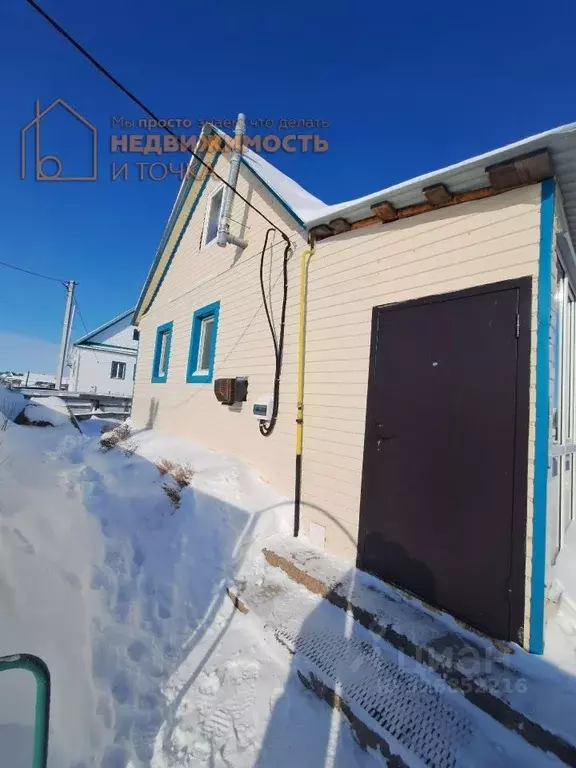 Дом в Башкортостан, Дюртюлинский район, Такарликовский сельсовет, с. ... - Фото 2