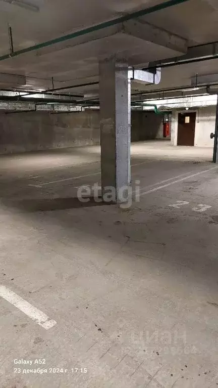 Гараж в Свердловская область, Екатеринбург муниципальное образование, ... - Фото 1