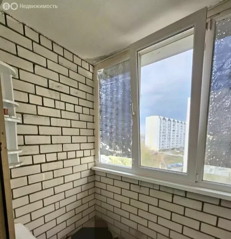 2-комнатная квартира: Саратов, улица имени С.Ф. Тархова, 27Б (71.7 м) - Фото 1