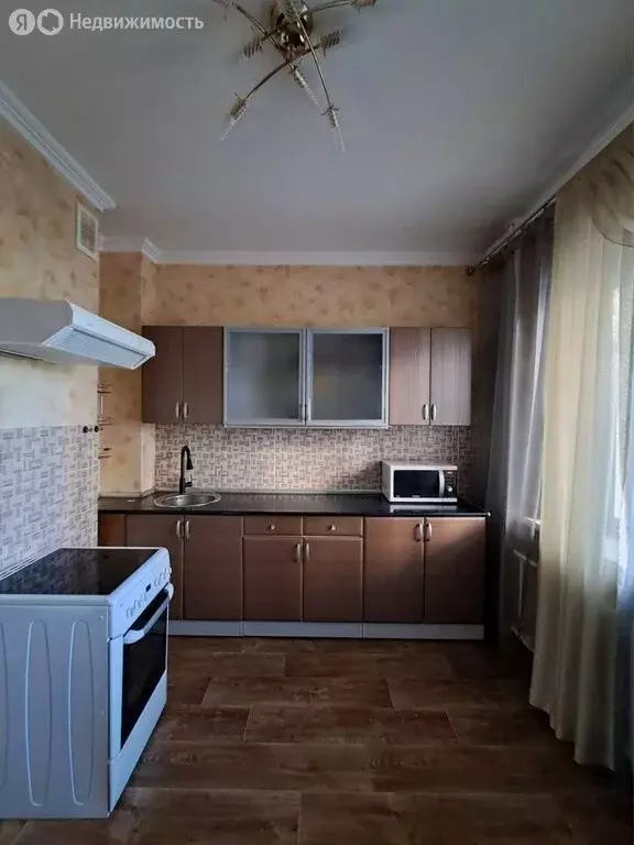 3-комнатная квартира: Нерюнгри, улица Аммосова, 4/2 (81.8 м) - Фото 2