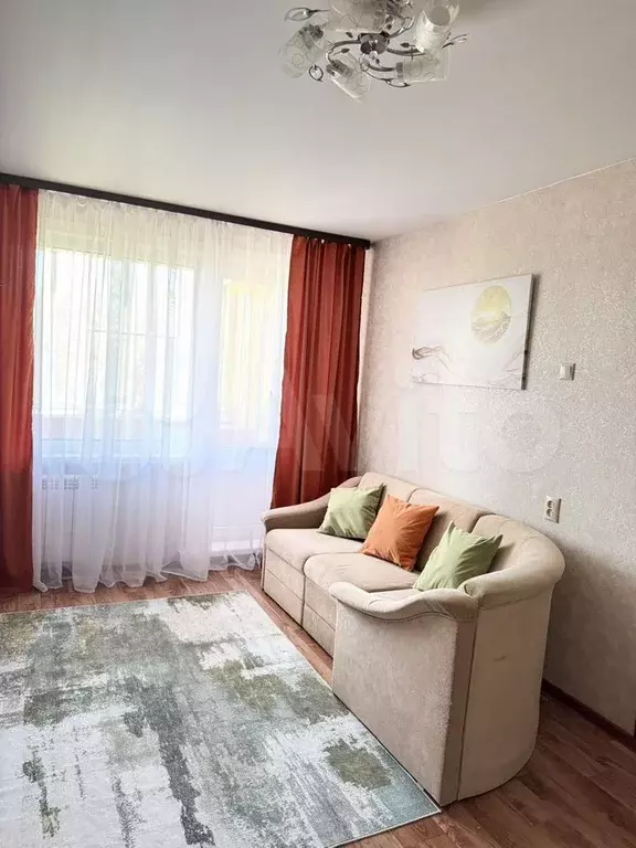 6-к. квартира, 30 м, 6/9 эт. - Фото 1