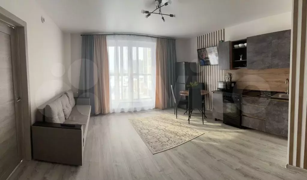 1-к. квартира, 5000 м, 4/10 эт. - Фото 1