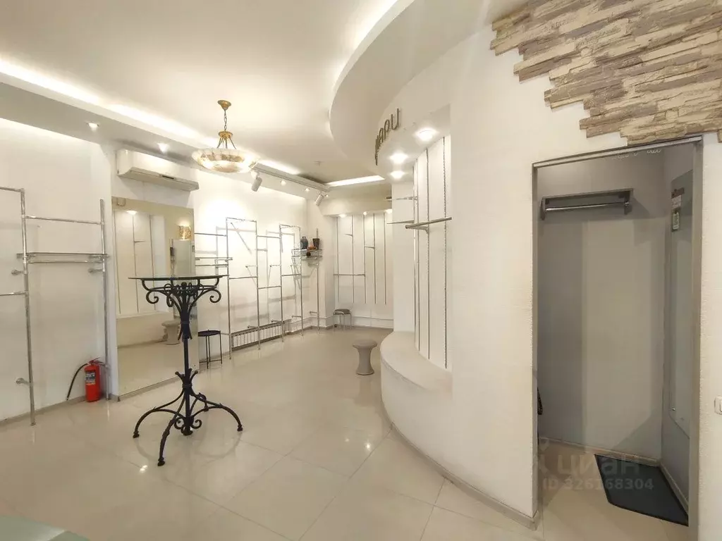 Помещение свободного назначения в Хабаровский край, Хабаровск ул. ... - Фото 2