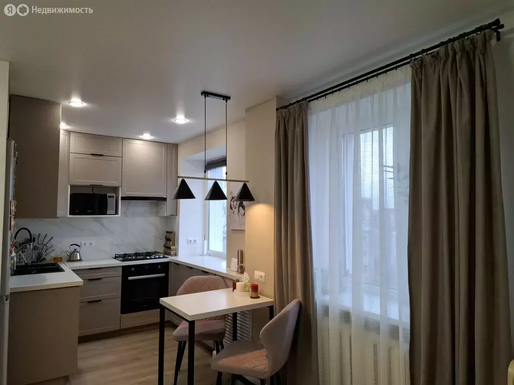 3-комнатная квартира: Киров, улица Монтажников, 20 (58 м) - Фото 1