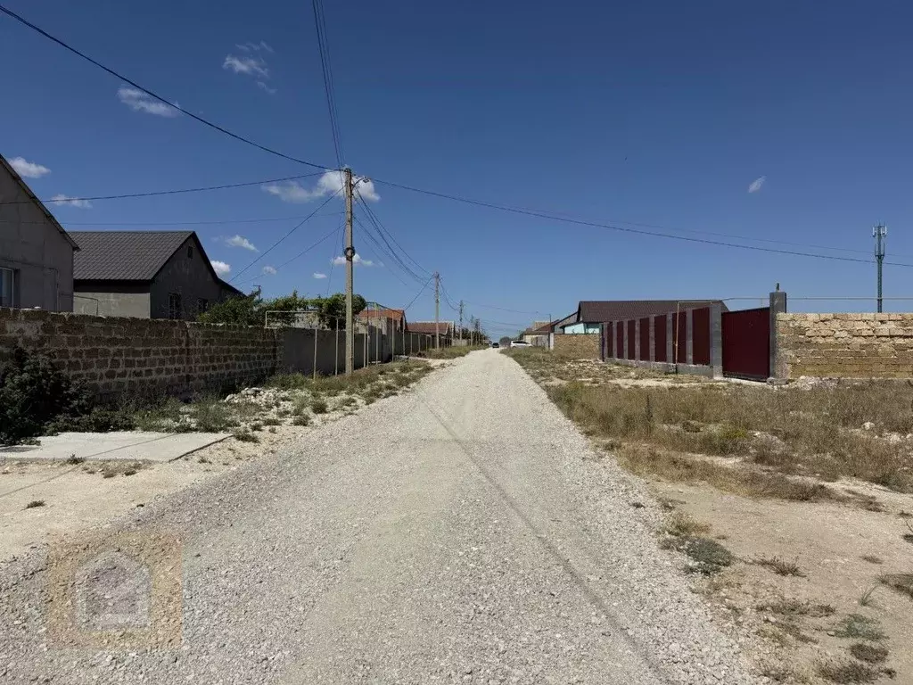 Участок в Крым, Сакский район, с. Суворовское ул. Виноградная, 11В ... - Фото 0
