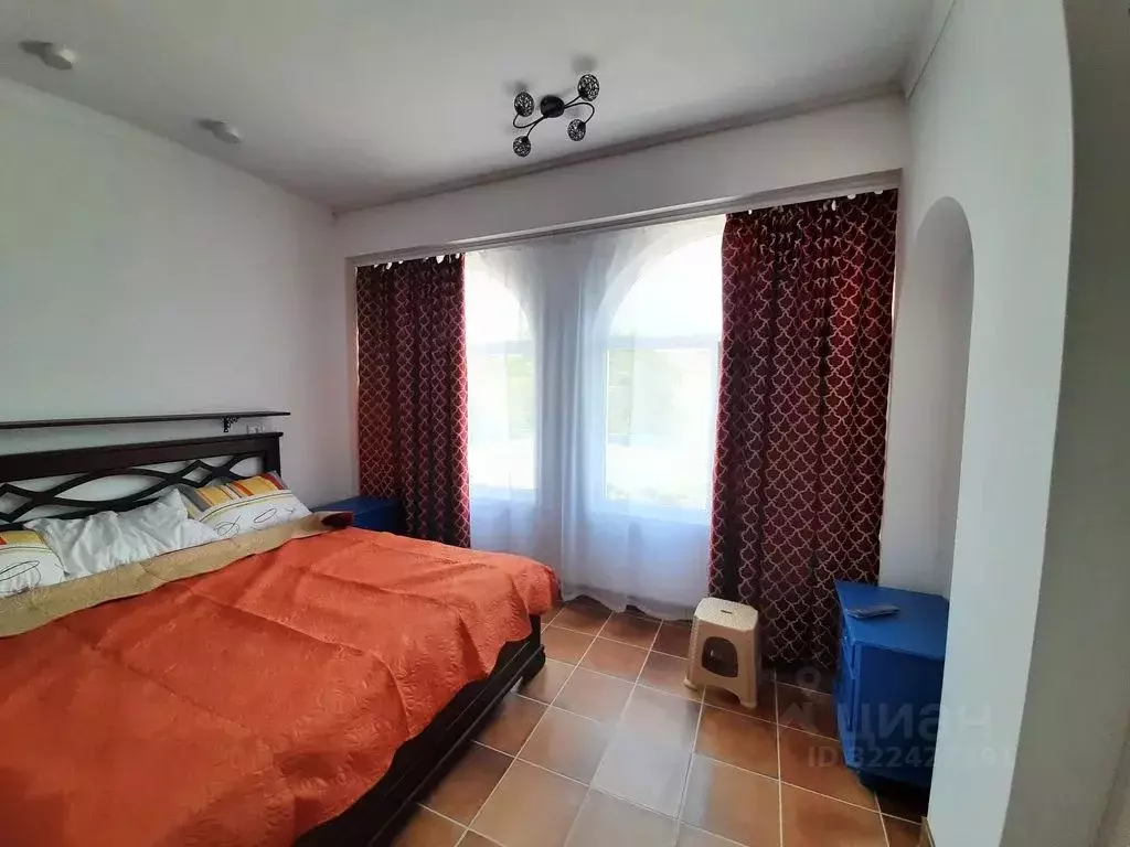 Комната Крым, Феодосия ул. Кочмарского, 41 - Фото 1