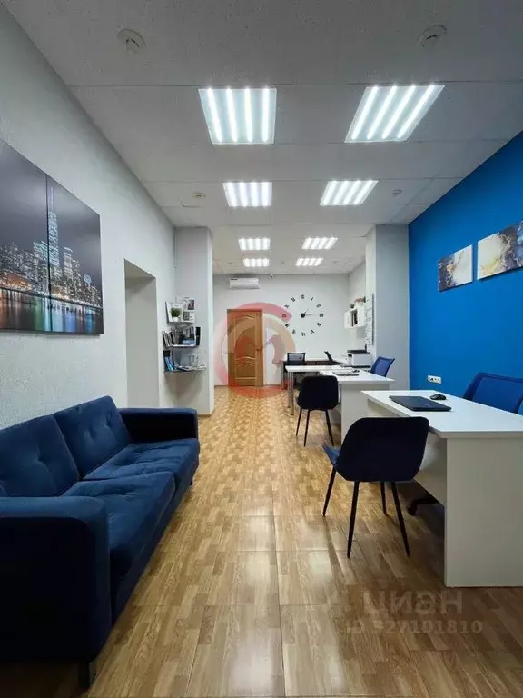 Офис в Краснодарский край, Армавир Комсомольская ул., 105 (81 м) - Фото 1