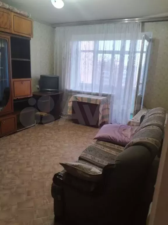 1-к. квартира, 38 м, 6/9 эт. - Фото 0
