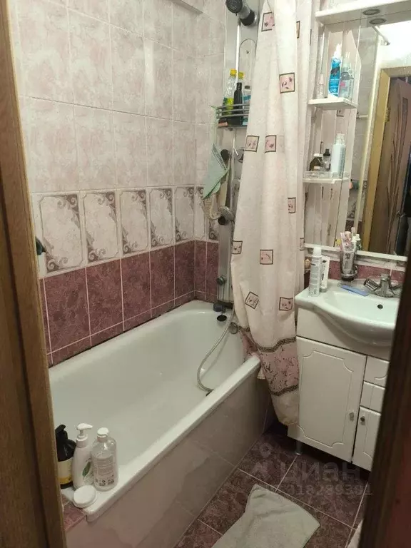 3-к кв. Самарская область, Тольятти 10-й кв-л, бул. Луначарского, 2 ... - Фото 0