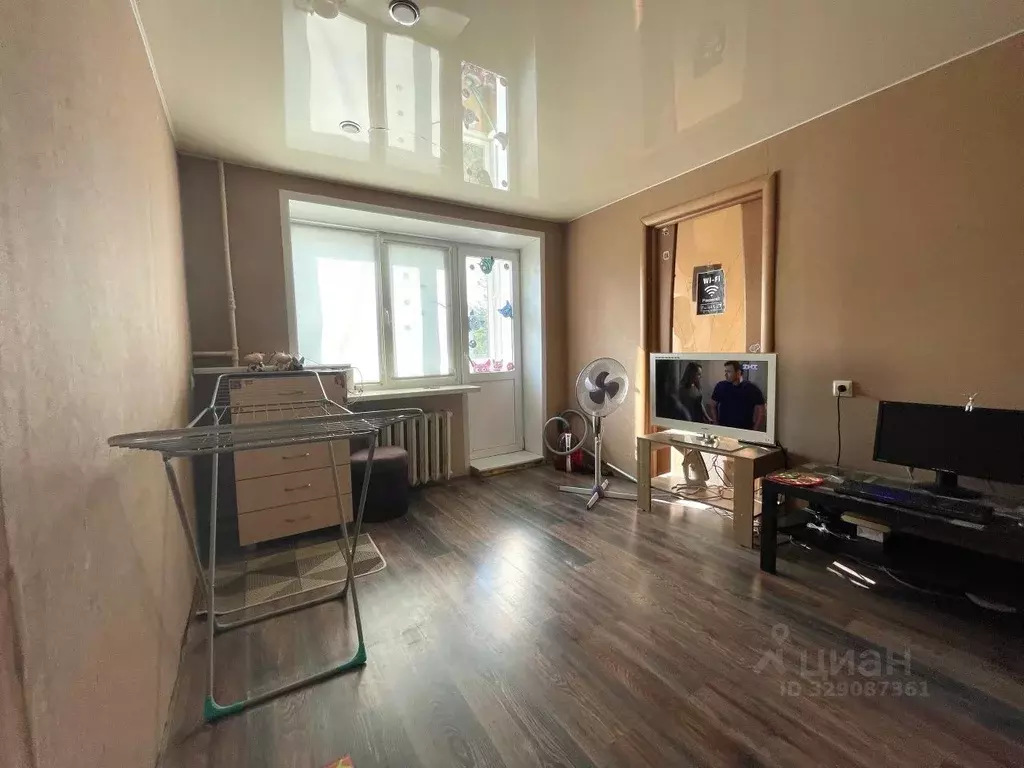 1-к кв. Кировская область, Киров ул. Защитников Отечества, 3 (35.0 м) - Фото 2