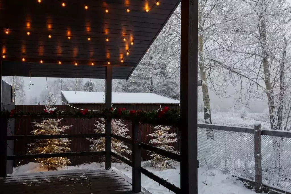Дом в Иркутская область, Иркутский муниципальный округ, Кедровое СНТ  ... - Фото 1