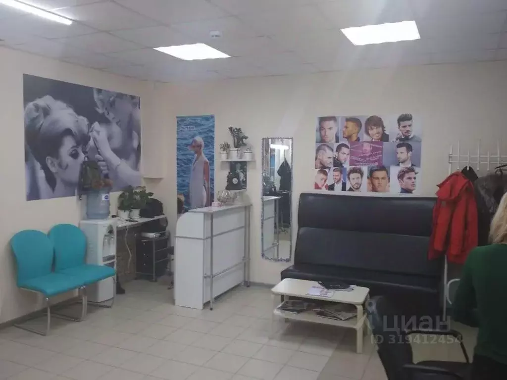 Торговая площадь в Саха (Якутия), Якутск ул. Дзержинского, 41/2 (35 м) - Фото 1