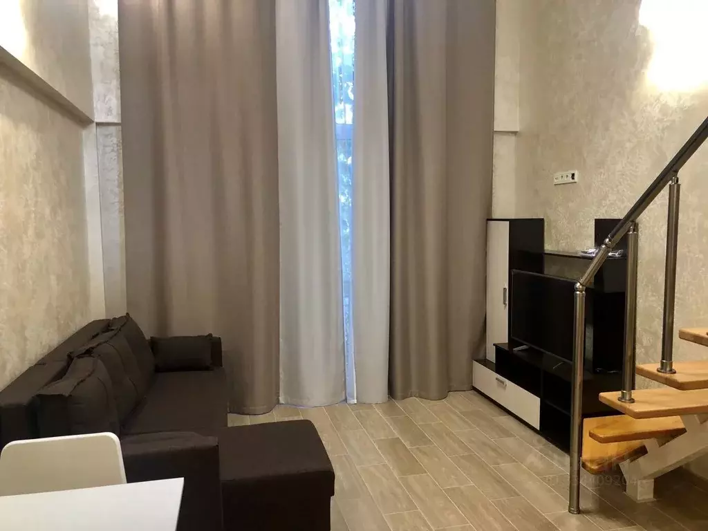 2-к кв. Крым, Симферополь ул. Ленина, 1 (58.0 м) - Фото 1