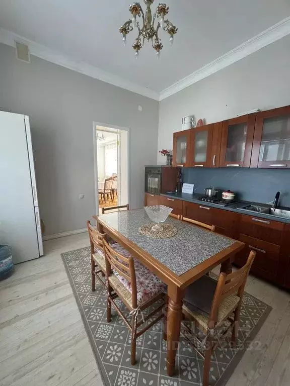 Дом в Дагестан, Каспийск ул. Коттеджная, 3Б (200 м) - Фото 0