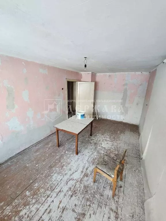 3-к кв. Кемеровская область, Кемерово Рекордная ул., 27А (55.0 м) - Фото 0